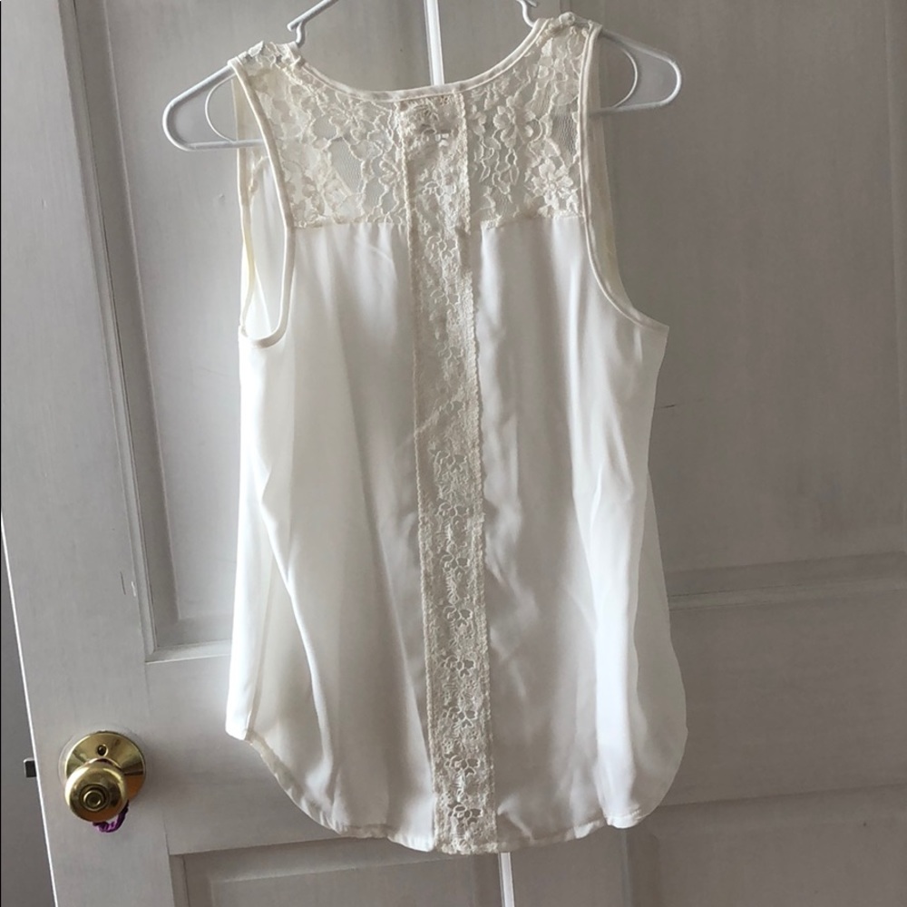 White lace tank top